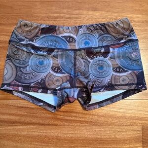FLEO Shorts